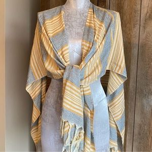 Ecoté‎ Urban Outfitters Shawl